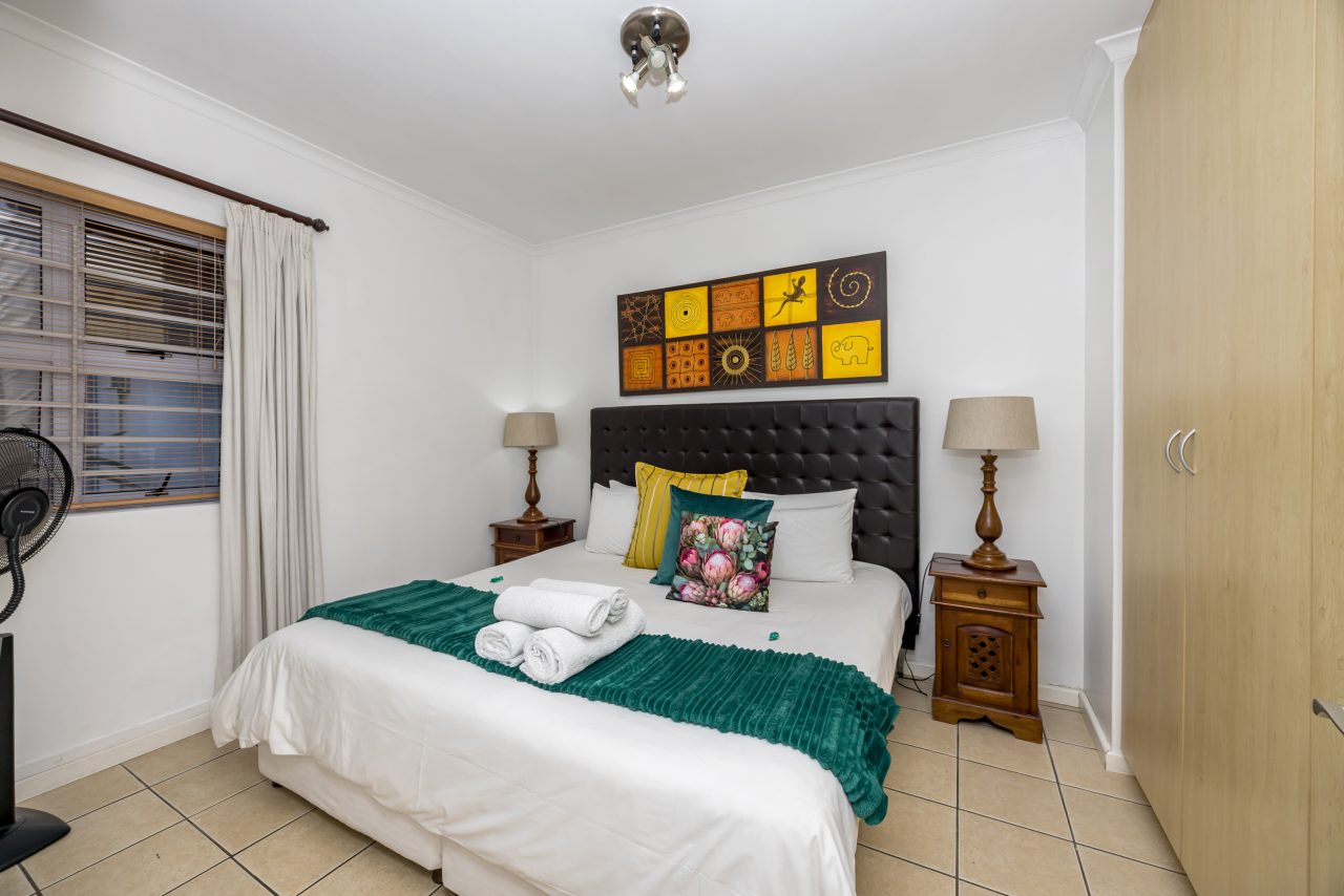 Gardenia King Garden Suite at Secret Garden Guesthouse
