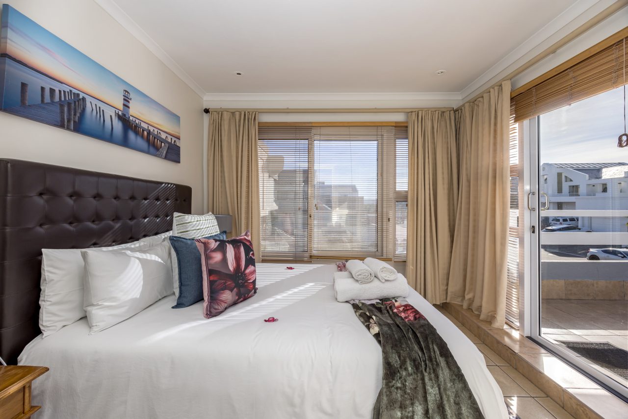 Orchid Luxury Double Suite at Secret Garden Guesthouse