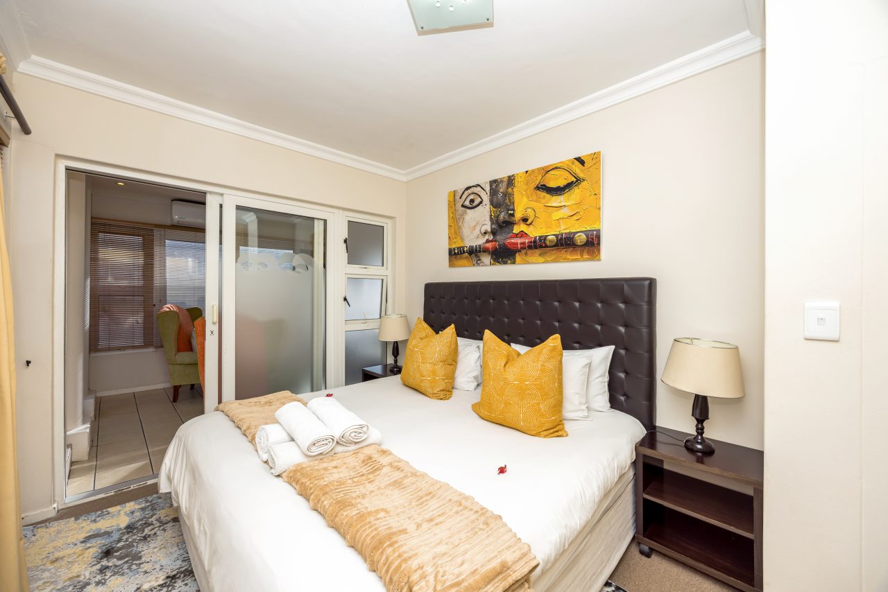 Strelitzia Luxury King Suite at Secret Garden Guesthouse